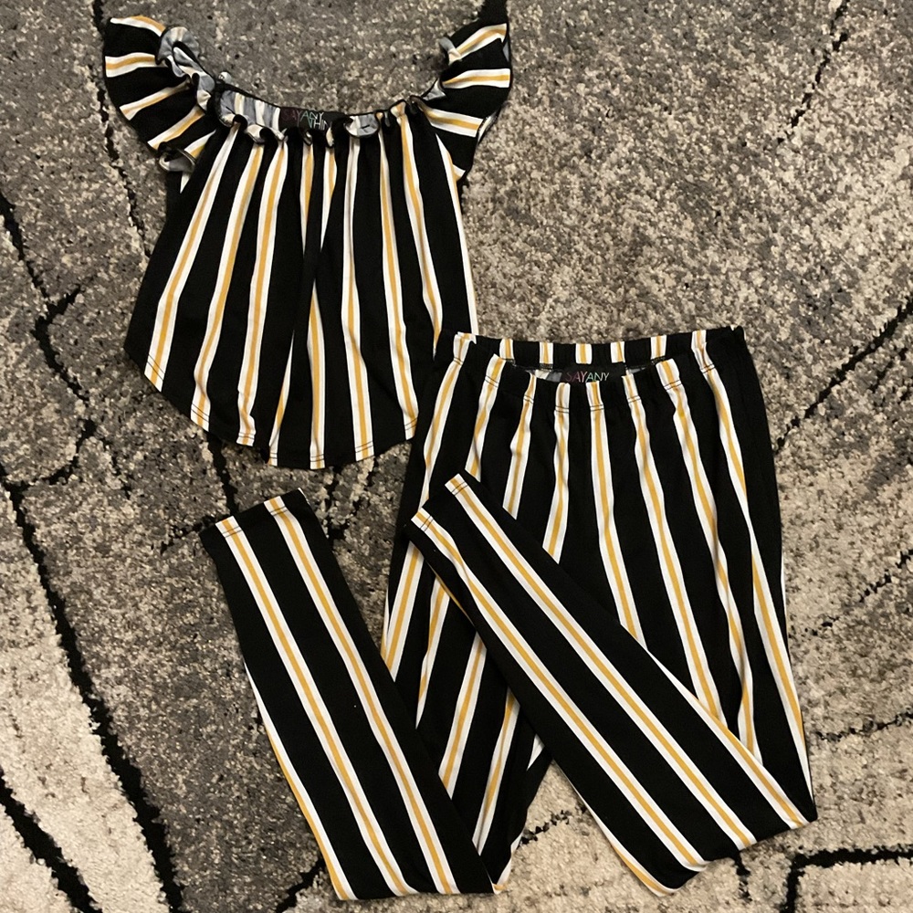 Young Girls Matching Set - Picture 2 of 3